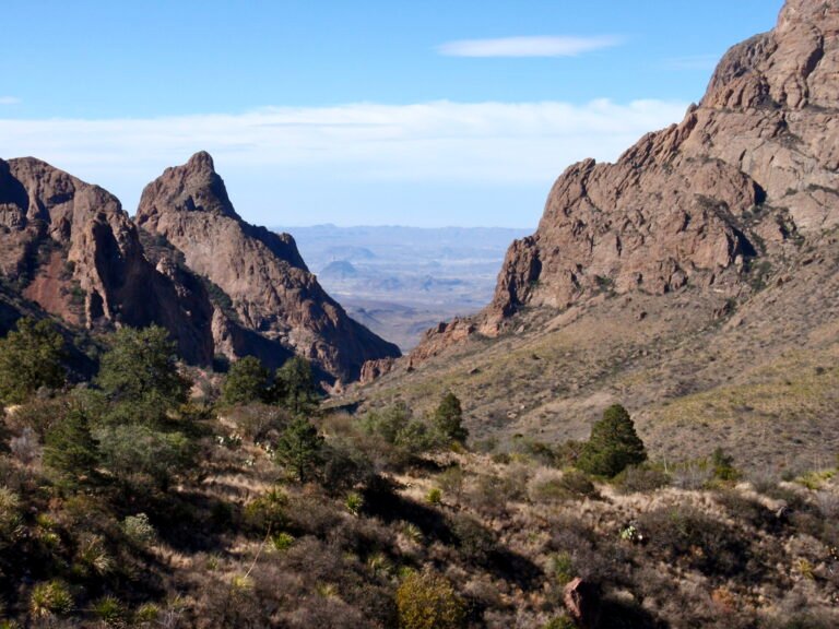 A Guide to Hiking in the Chisos Mountains