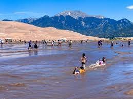 the tallest Sand Dunes in North America